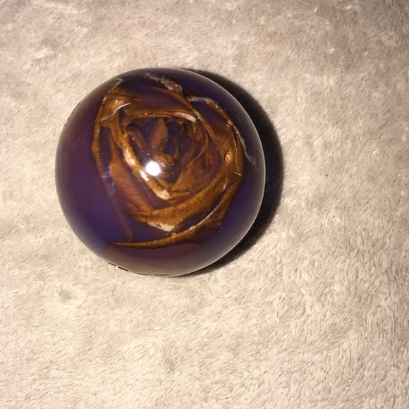 Epoxy resin mushroom 🍄 with rose and other flowers decor By Me - Picture 5 of 7